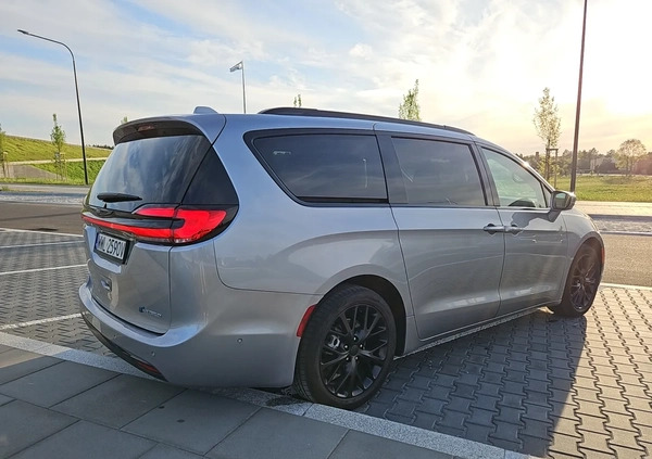 Chrysler Pacifica cena 186000 przebieg: 32000, rok produkcji 2021 z Wołomin małe 352